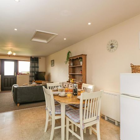 Lydiard Millicent Brindle Cottage מראה חיצוני תמונה